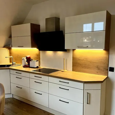 Apartment Moderne Altbauwohnung Im Gruenen Wuppertal