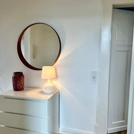 Apartment Moderne Altbauwohnung Im Gruenen Wuppertal