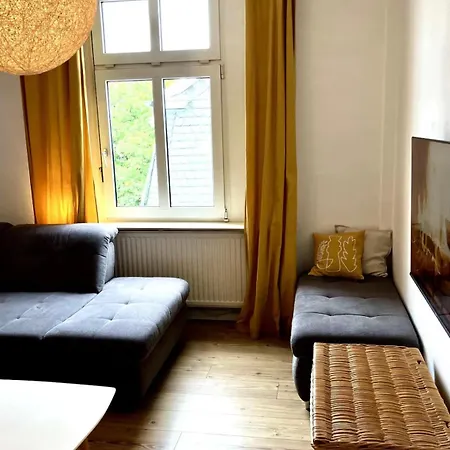 Moderne Altbauwohnung Im Gruenen Wuppertal