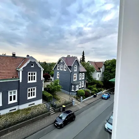 Apartment Moderne Altbauwohnung Im Gruenen Wuppertal