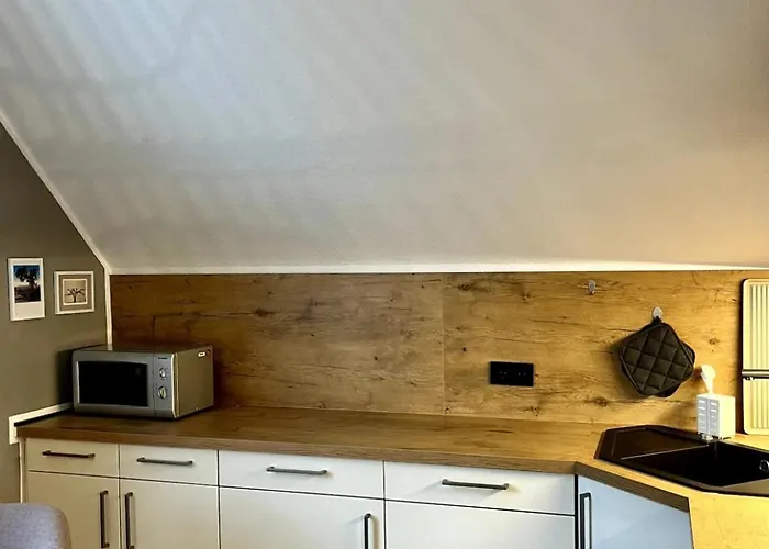 Moderne Altbauwohnung Im Gruenen Wuppertal